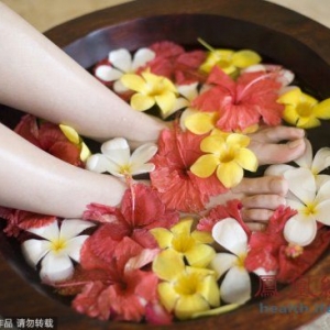 冬季泡脚有三大好处 怎么泡最补肾？