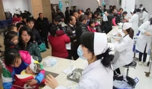 卫计委：呼吁临床医生转岗儿科职业医师，应对“全面二孩”新增人口 ... ...