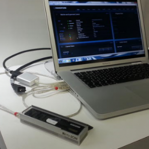 Oxford Nanopore开发连接智能手机的纳米孔测序仪
