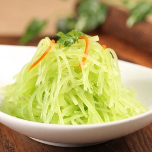 春季吃莴笋时加它，三高降得快
