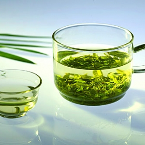 泡茶用什么杯子最好 4种杯子喝水很危险