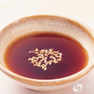 一种酱油吃了必得肝癌？防癌酱油怎么就致癌了