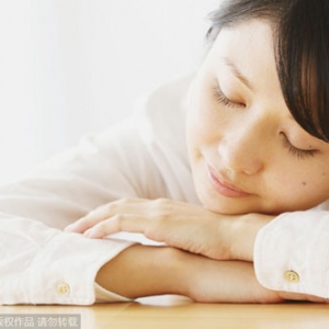 女人睡觉流口水暗示什么