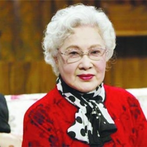 49年前她曾患癌症，如今94岁依然是“中国最美丽女性”