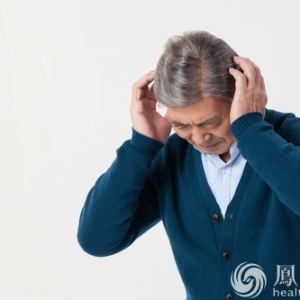 白发先出现在这些位置最危险