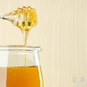喝蜂蜜水两个最佳时间
