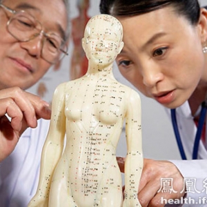点穴能急救牢记六大救命穴