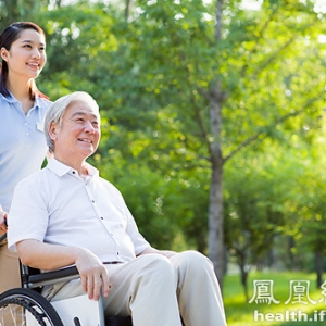 白发可逆转成黑发吗？白发变黑的中医食疗方