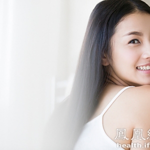 8种白发克星帮你预防头发变白