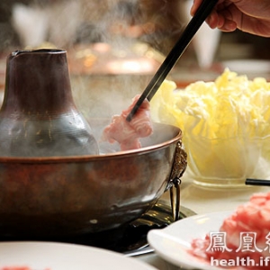 吃火锅虽过瘾这些误区要避开