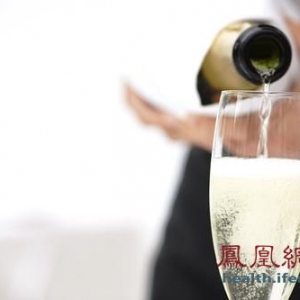 饮酒有技巧 7招让你千杯不倒