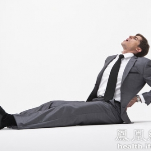 几下俯卧撑透露男人哪里不行(图)
