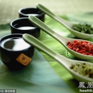 枸杞这么吃补肾效果翻倍 哪几类人绝不能吃