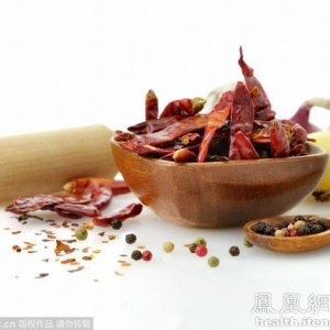 厨房调味料能当中药 小茴香冲茶喝竟有神奇功效