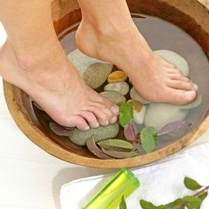 养生新知：每天几点泡脚最补肾？