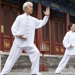 太极拳的四大养生功效 调五脏壮骨骼