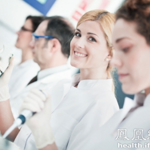 为何90%的人都有口臭问题 该如何预防？