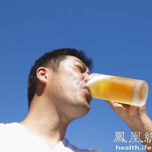 酒后应休息 剧烈运动或可致命